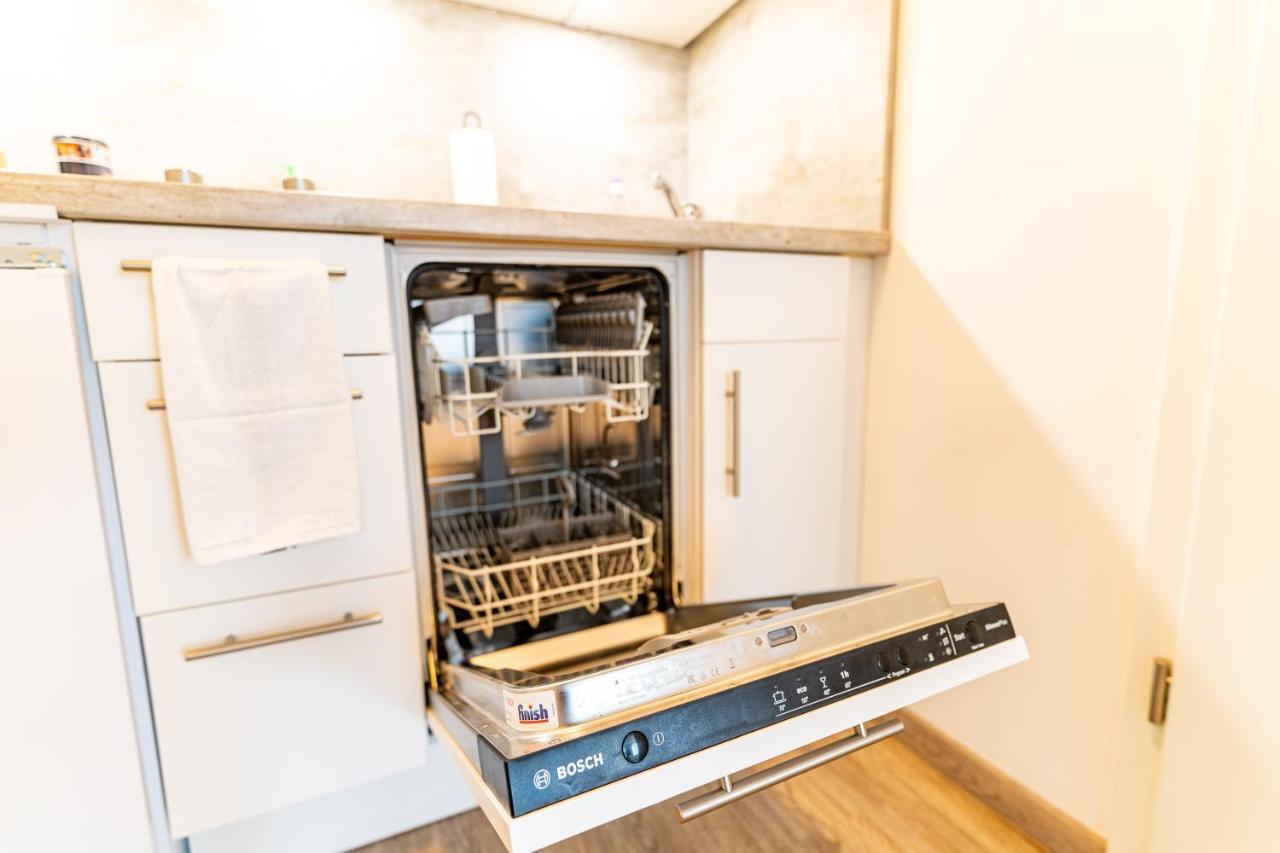 Tagblatts 2-Zimmer Business Apartment ทุทลิงเงน ภายนอก รูปภาพ